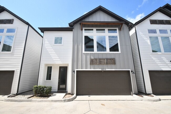 5904 Gardendale Dr