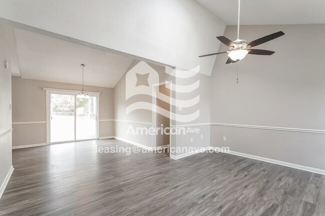 Photo - 3409 Knollcrest Rd