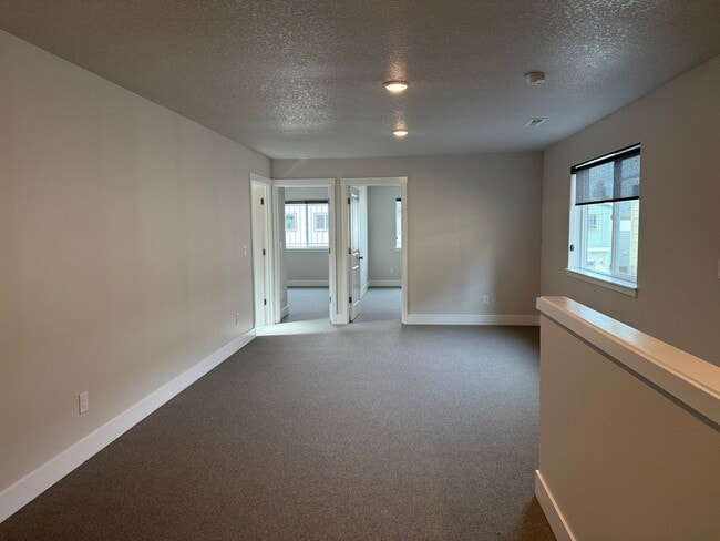 Photo - 9814 NE 29th Ave