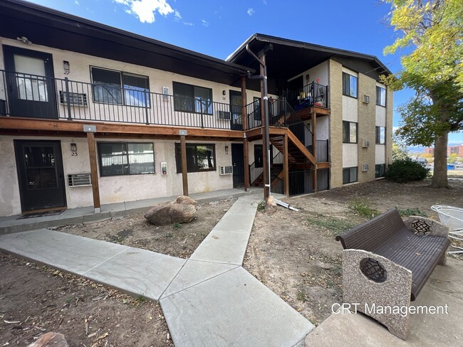 3 Bed 2 Bath Condo Available Now! - 3 Bed 2 Bath Condo Available Now! Unit 21