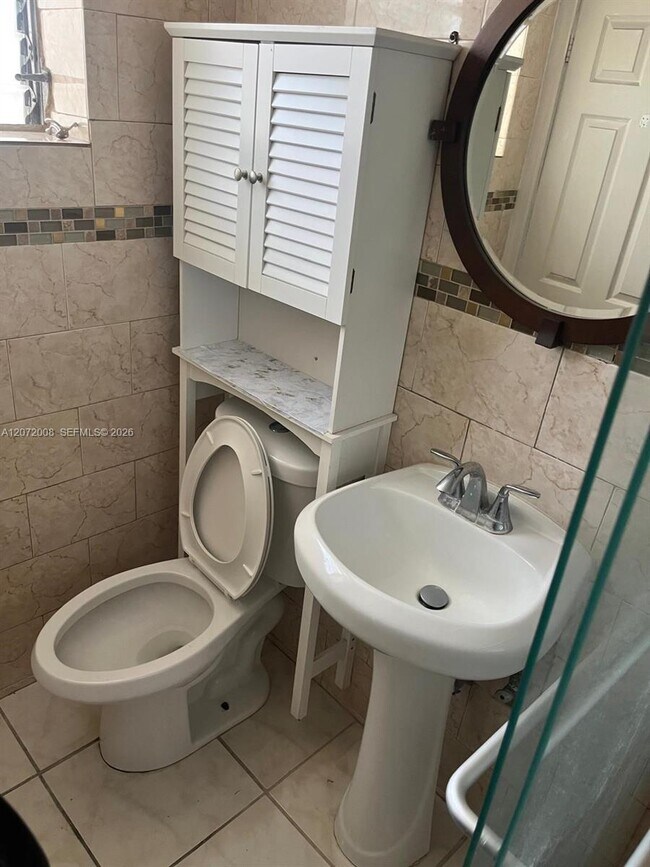 Photo - 6498 Collins Ave Unit 40