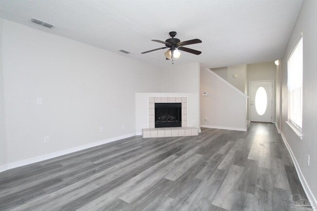 Photo - 3116 Two Sisters Wy