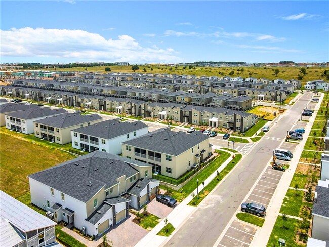 Building Photo - 9331 Sommerset Hills Dr Unit 1 Rental