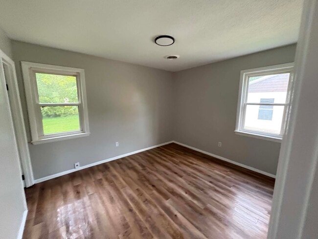 Photo - 123 Tisdale St