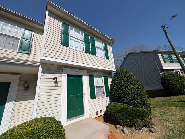 Photo - Room in Townhome on Lex Dr