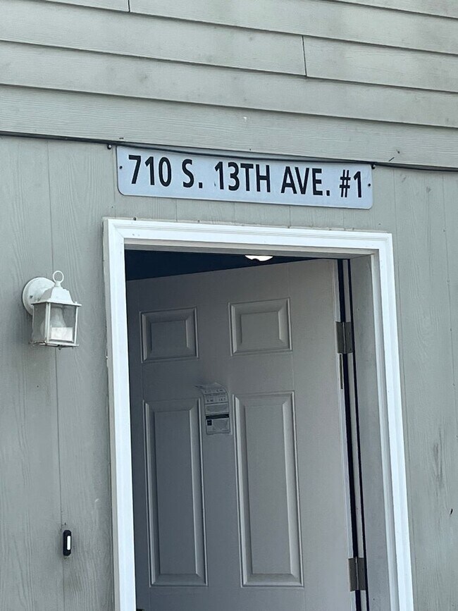 Photo - 710 S 13th Ave Apartment Unit 1