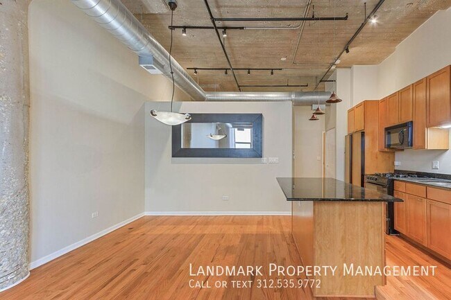 Photo - 758 N Larrabee-#820 Unit #820