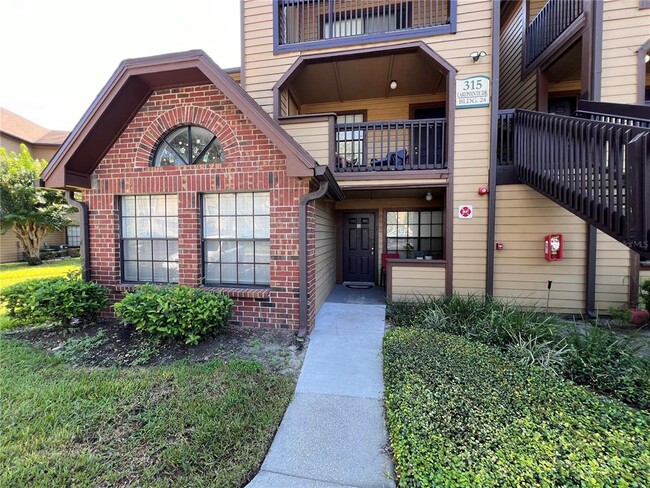 Photo - 315 Lakepointe Dr Condo Unit 101