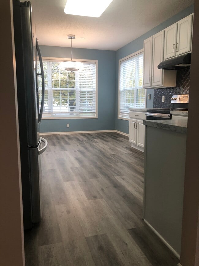 Photo - 1680 Oakbrooke Ct