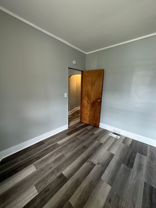 69 MacDade Blvd Unit 1st Floor