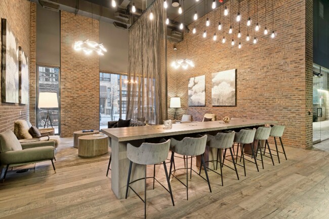 Photo - 1335 W Lake St Unit 2307