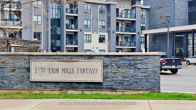 Photo - 3170 Erin Mills Pkwy Unit 332