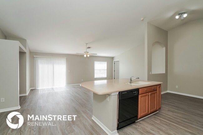 Photo - 306 NW 3rd Ln