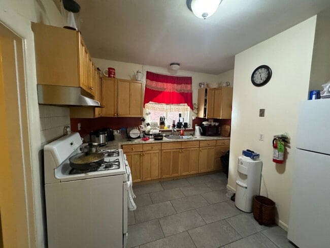 Building Photo - 55 Lubec St Unit 1