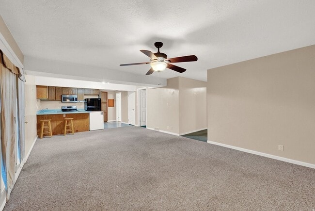 Photo - 4874 W 8660 S