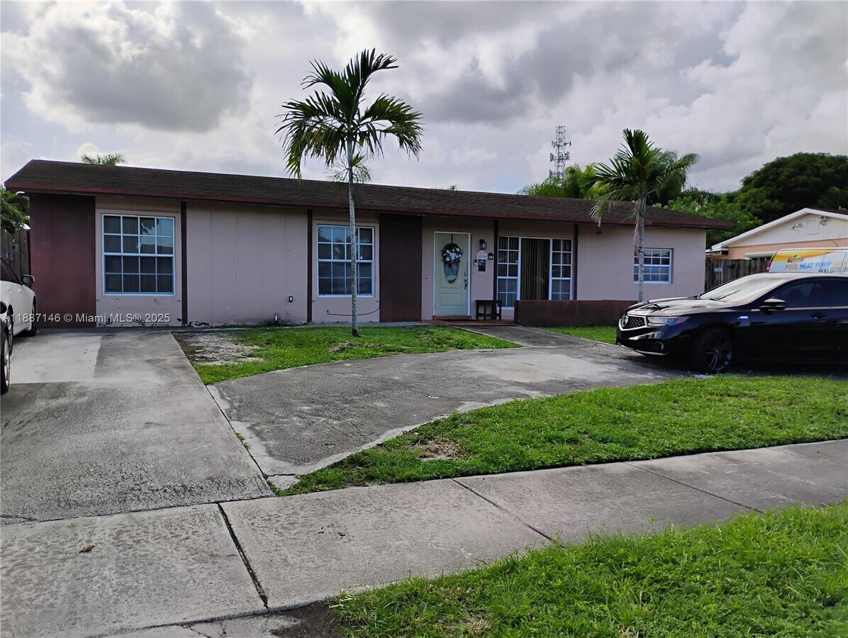 Photo - 20200 NW 33rd Ave