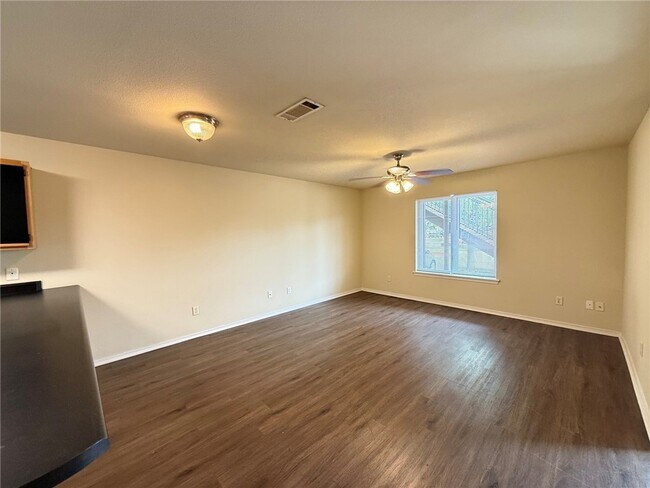 851 W Piedmont Pl Unit 2