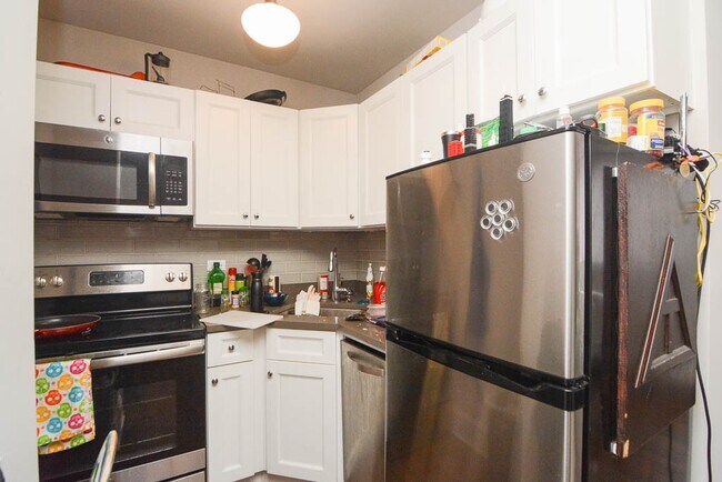 Photo - 817 W Lakeside Pl Unidad 804