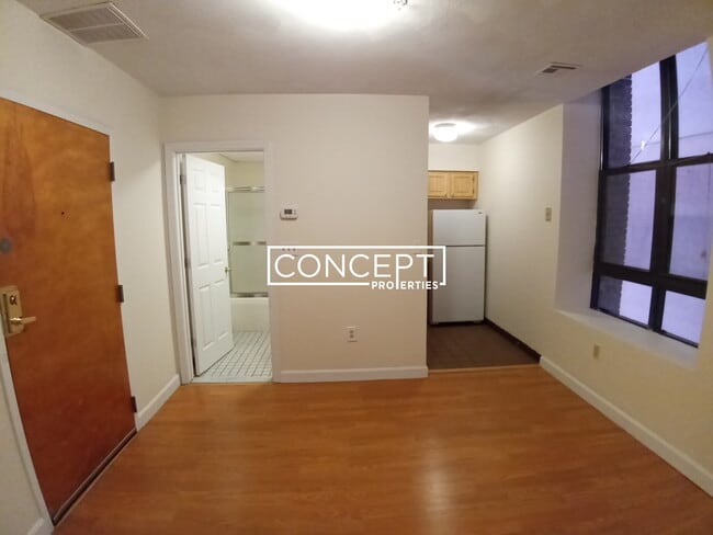 Building Photo - 81 Essex St Unit 51