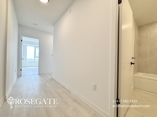 Photo - Pet-Friendly Corner 2-Bedroom Condo with Balcony, Parking & Internet Included – Burlington Unit 1403