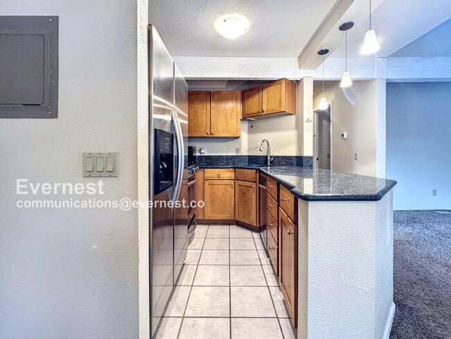 Photo - 777 Poplar Ave Unidad 767