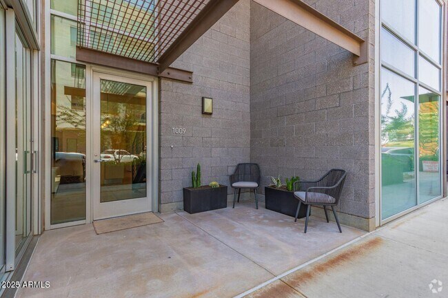 Building Photo - 4747 N Scottsdale Rd Unit C1009 Rental