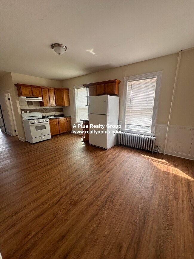 Photo - 617 Hyde Park Ave Unit #1