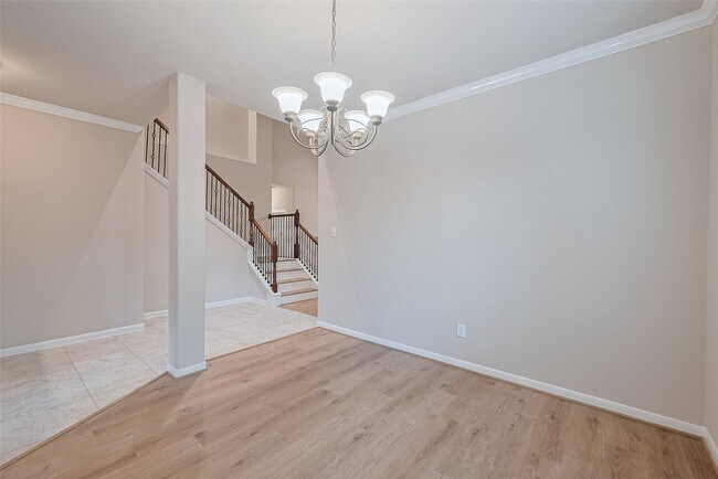 Photo - 23 Red Adler Pl