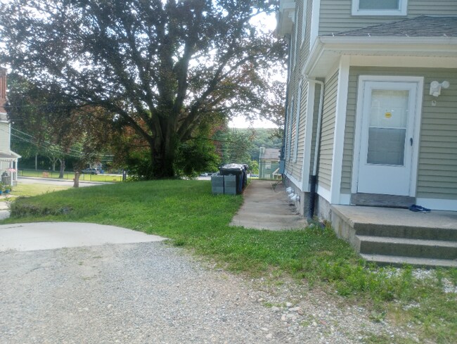 Photo - 138 Laurel Hill Ave Unit Apartment #2 First Floor