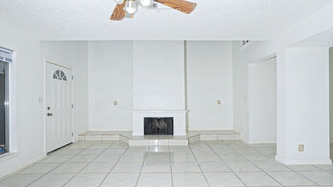 Photo - 10920 Village Bend Ln Unit 920