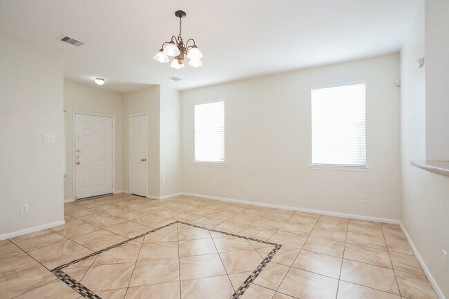 Photo - 4838 Montclair Hill Ln