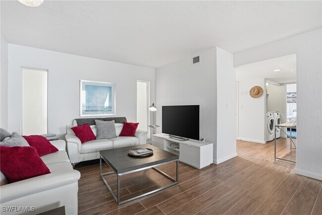 Photo - 10475 Gulf Shore Dr Unit 132