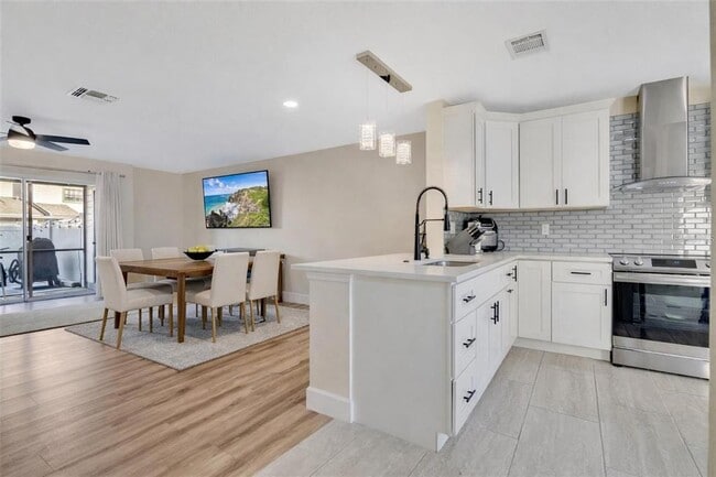 Photo - 2823 Boulder Falls Ct