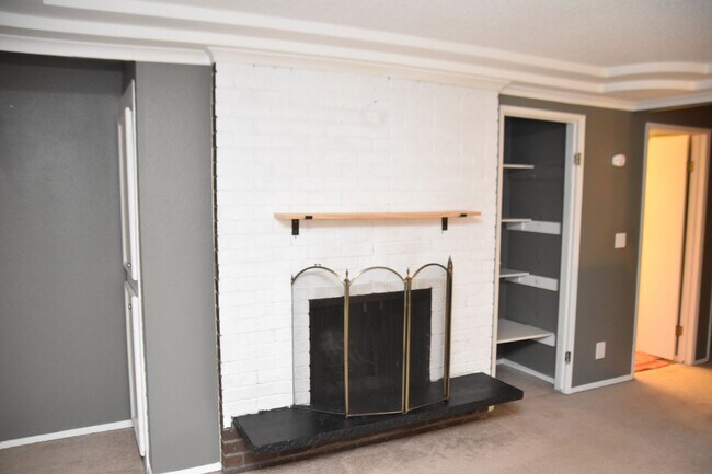 Photo - 2 Bedroom 1.5 Bath University Place Condo ... Unidad 4