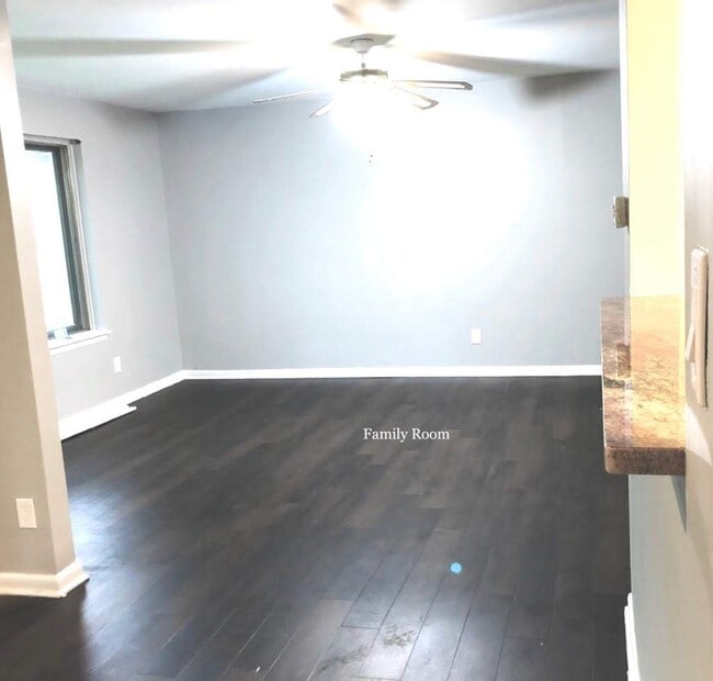 Photo - 123 Echelon Rd Unit 3