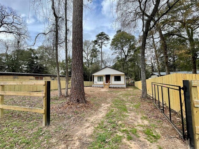 Photo - 95 Hickory St