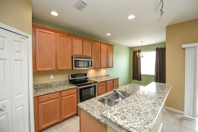 Photo - 3716 Parkridge Cir