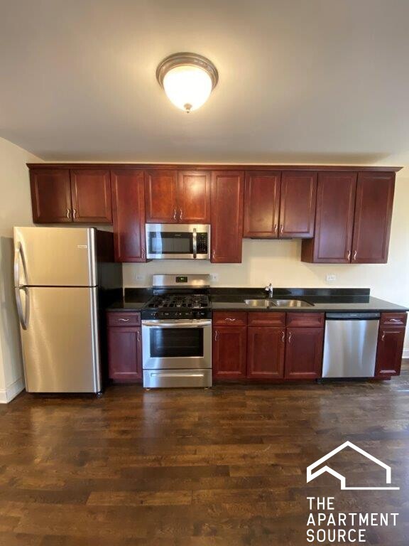 Building Photo - 4540 W George St Unit 1