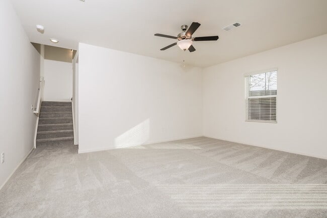 Photo - 292 Babbling Brk Dr