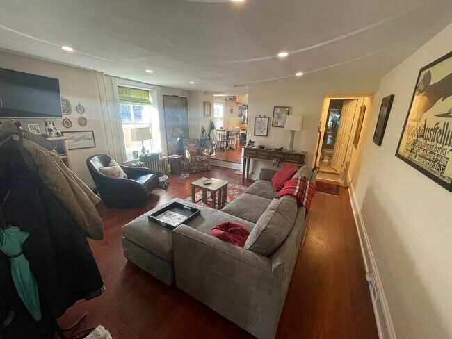 Photo - 8409 Germantown Ave Apartamentos Unidad 2nd