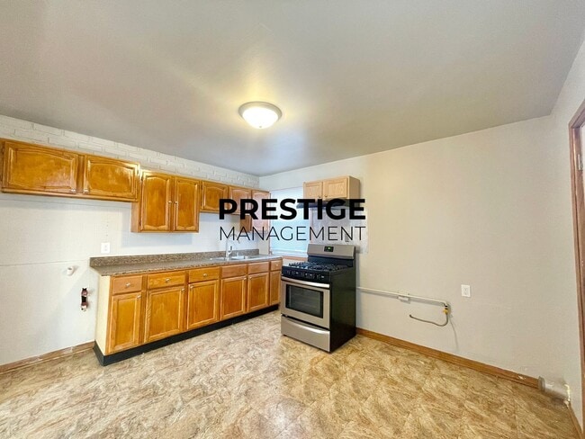 Photo - 3BD/1BA Home In Gary