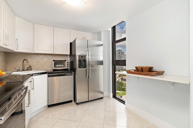 Photo - 1200 S Flagler Dr Unit 1706