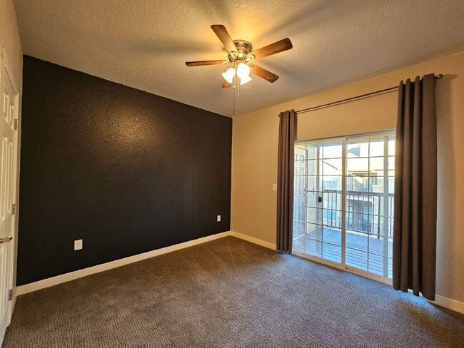 Photo - 17388 Nature Walk Tr Unidad 302