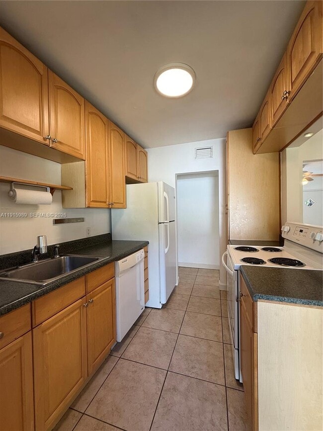 Photo - 6141 SW 47th St