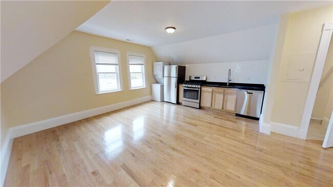 Photo - 50 Lowell St