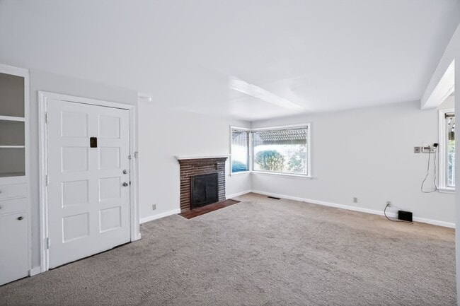 Photo - 2015 S Edmunds St