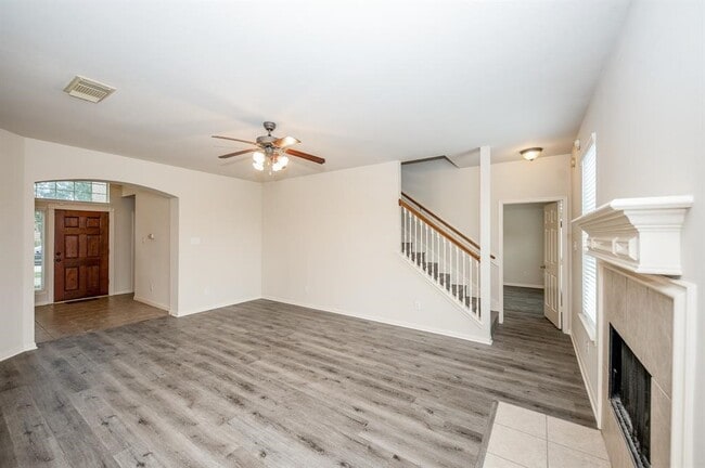 Building Photo - 18914 Appletree Ridge Rd