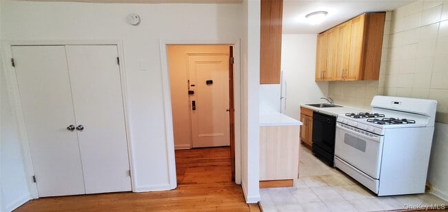 Photo - 102-35 64th Rd Unit 3K