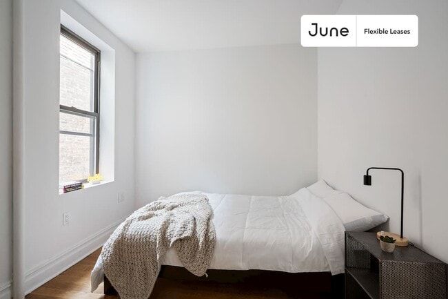 Brand Private ROOM in Greenpoint