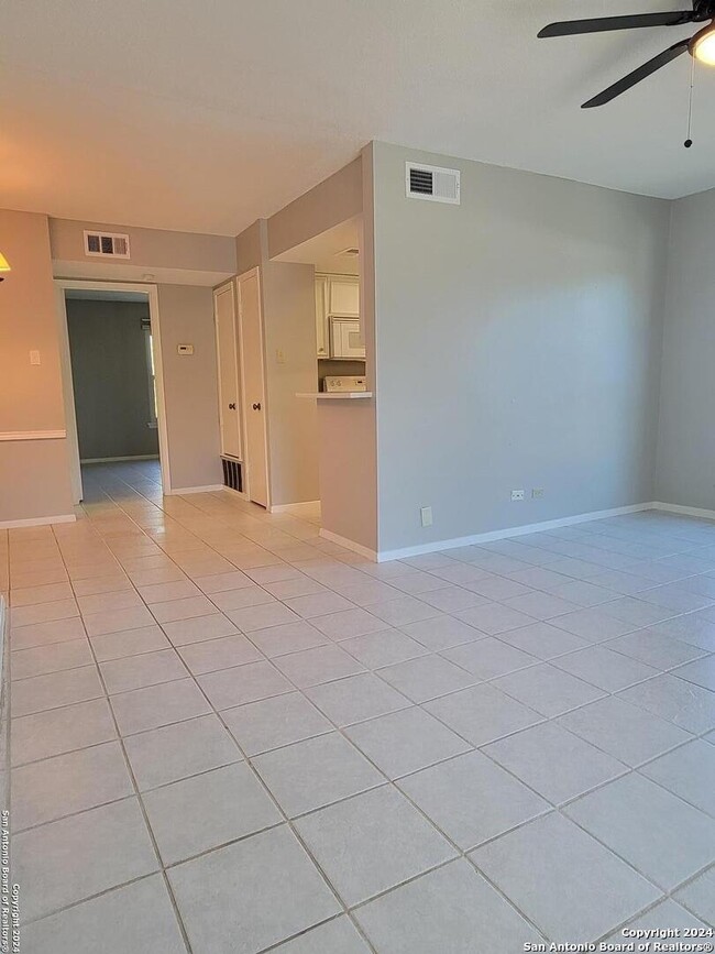 Photo - 2300 Nacogdoches Rd Unit 346